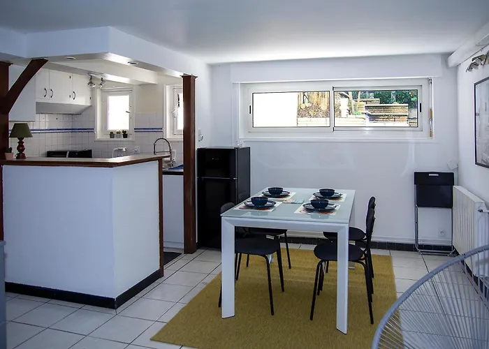 Sejour Confortable A La Neptune 2 דירה *